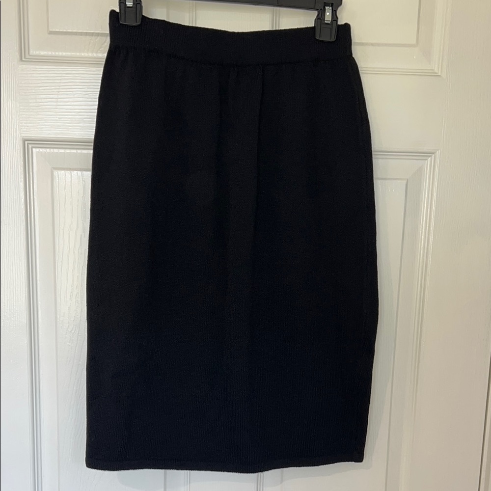St. John Classic Knit Black Women's Skirt